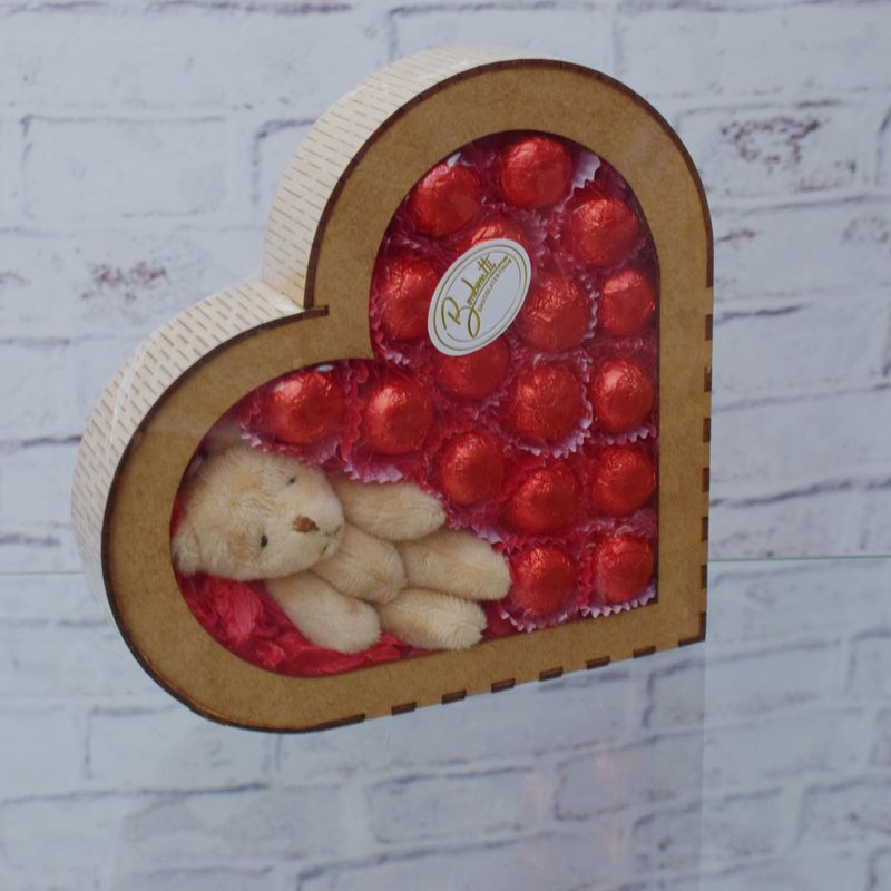 coracao-com-bombons-e-urso-2