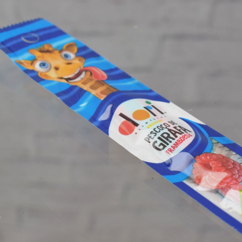 dori-pescoco-girafa-framboesa--1-