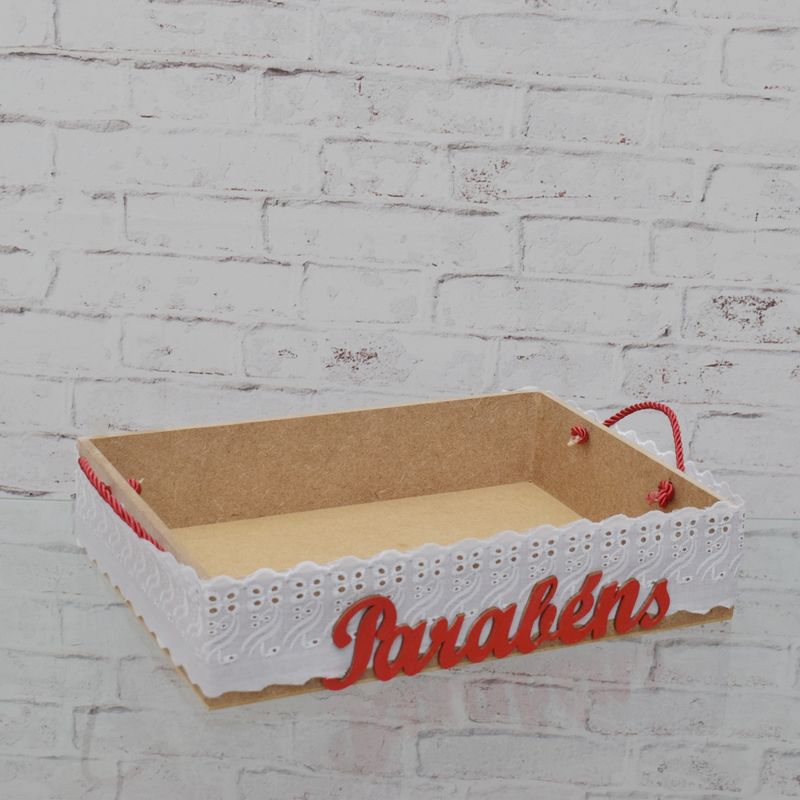 BANDEJA-CORDA-G-DECORACAO-PARABENS-3