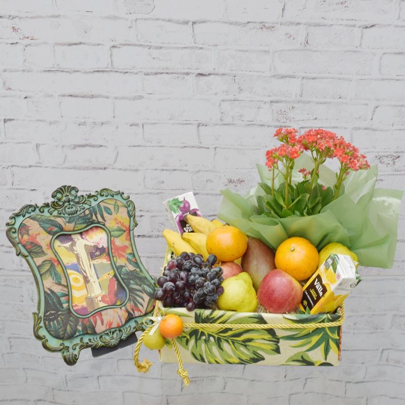 CAIXA-DE-FRUTAS-PARA-UMA-PESSOA-SOFISTICADA-COM-PORTA-RETRATO-1