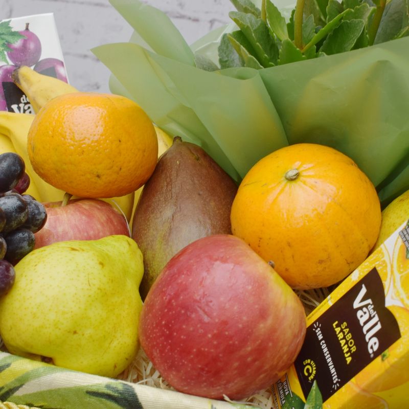 CAIXA-DE-FRUTAS-PARA-UMA-PESSOA-SOFISTICADA-COM-PORTA-RETRATO-6