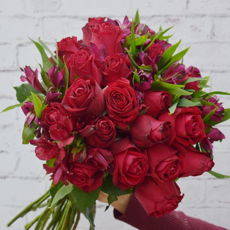 BUQUE-VERMELHO-DE-FLORES-5
