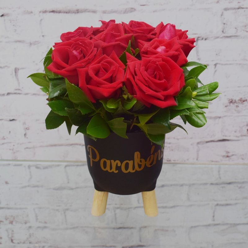 ARRANJO-LOUISE-9-ROSAS-CAROLAS-1