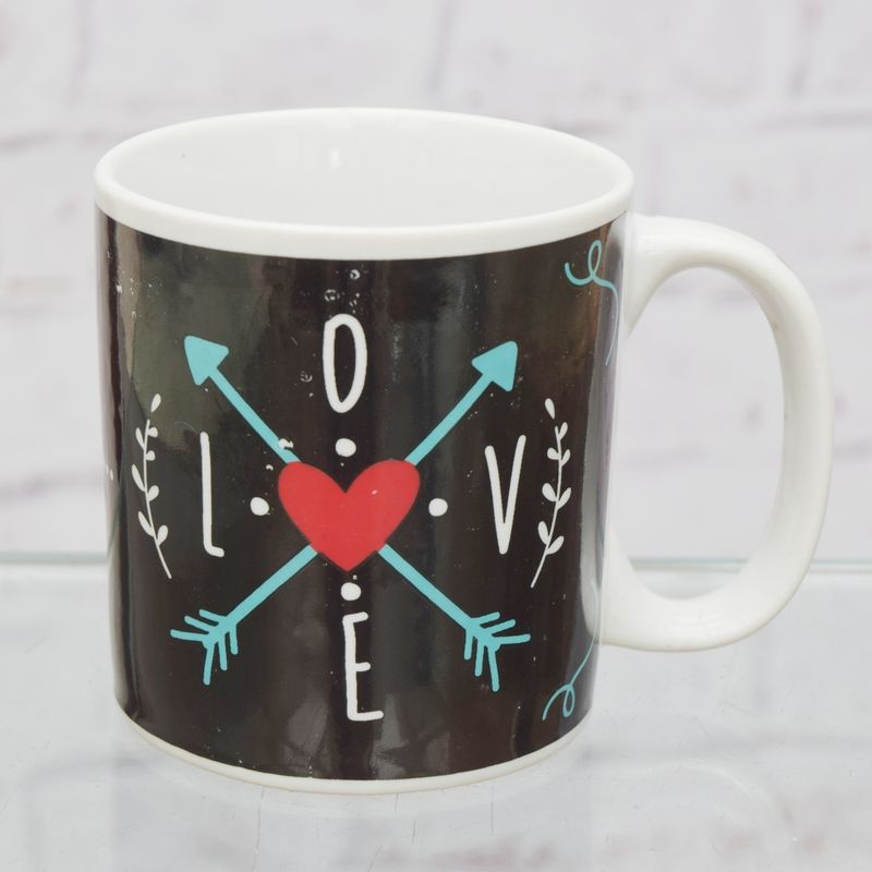 CANECA-LOVE-FLECHAS-1