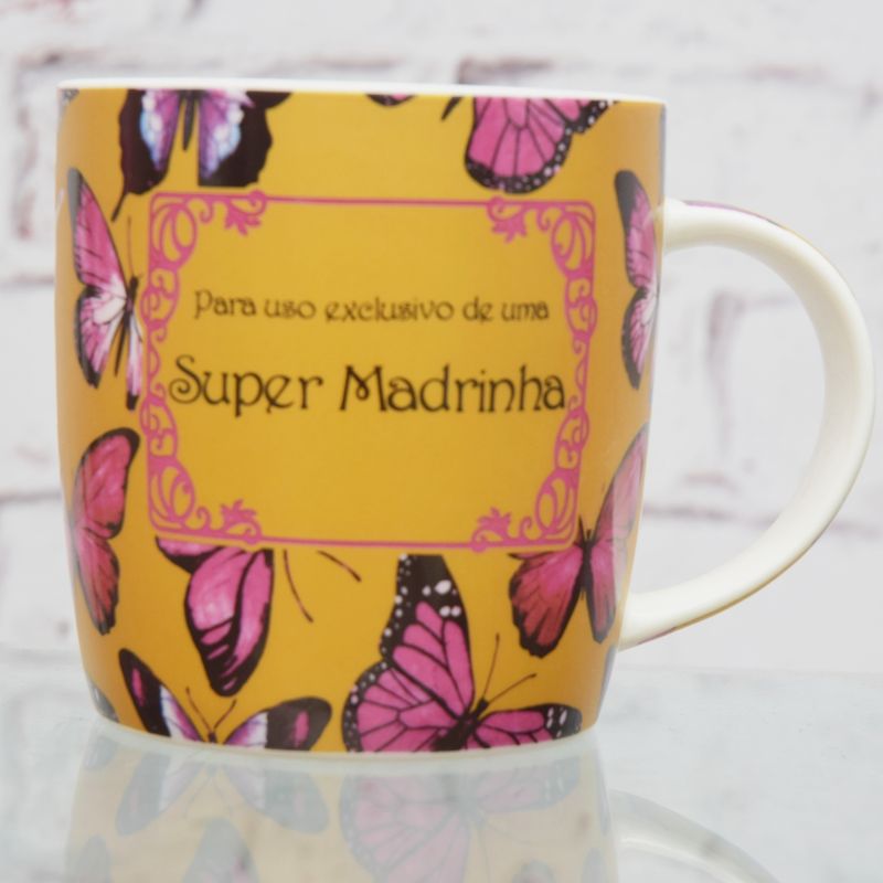 CANECA-COM-LATA-PARA-USO-EXCLUSIVO-DE-UMA-SUPER-MADRINHA-1