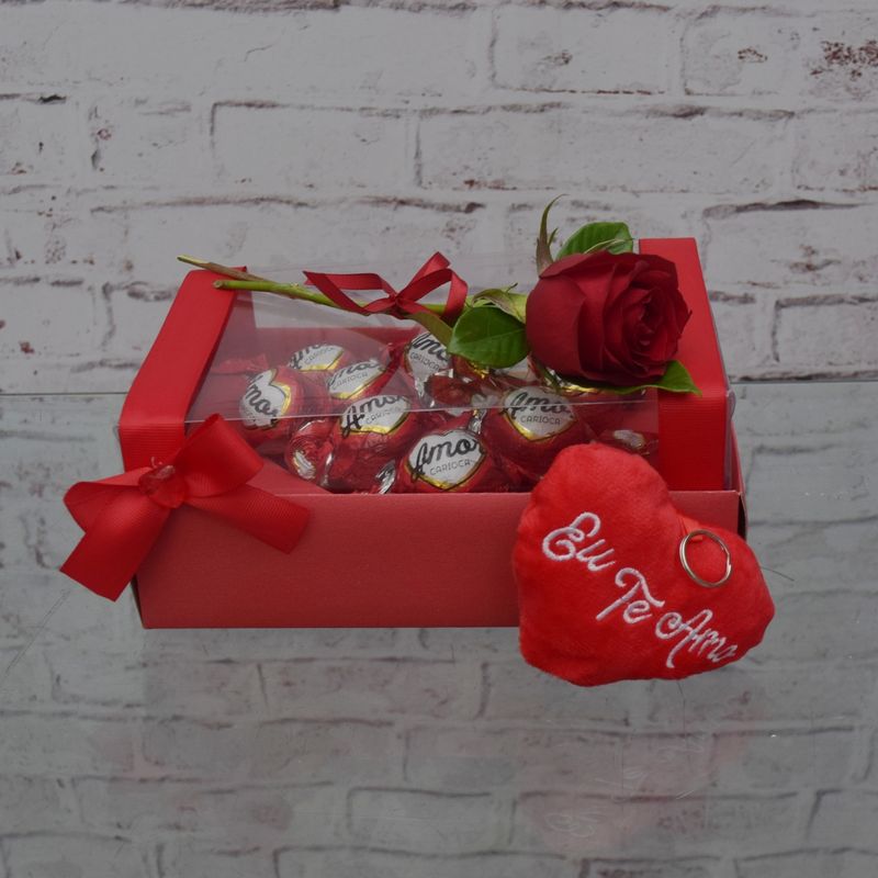 kit-com-bombom-chaveiro-coracao-e-rosa-te-dou-meu-coracao-1