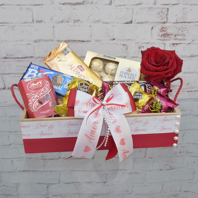cesta-chocolate-tudo-de-bom-para-meu-amor-com-rosa-colombiana-1