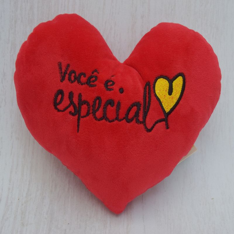 almofada-coracao-p-voce-e-especial-coracao-amarelo-1