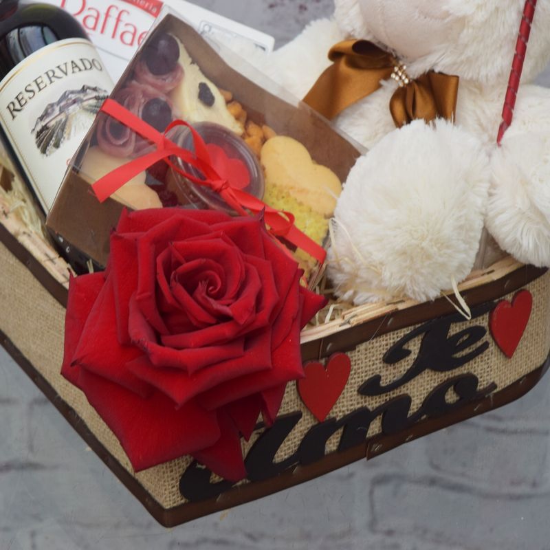 kit-de-petiscos-vinho-bombom-e-urso-balao-coracao-para-dizer-que-te-am0-4