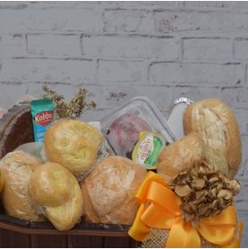 Cesta de Café da Manhã Simples e Gostoso Para Presentear Versão Lagar