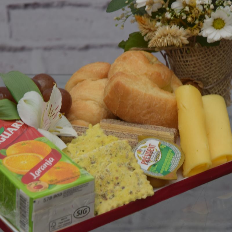 plater-com-guloseimas-pra-voce-com-flores-4