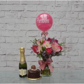 Suspiro de Amor Apaixonado C/mini Chandon+bolo+balão