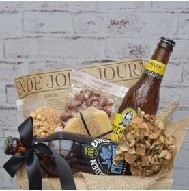 Cesta de Petiscos e Cervejas Simplesmente Chique Para Ele