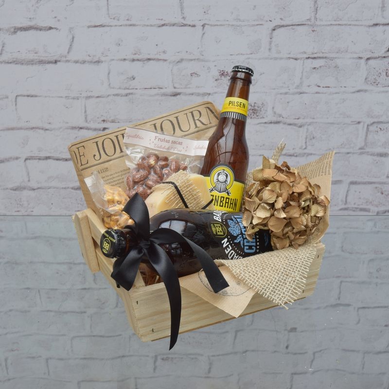cesta-de-petiscos-e-cervejas-simplesmente-chique-para-ele-3