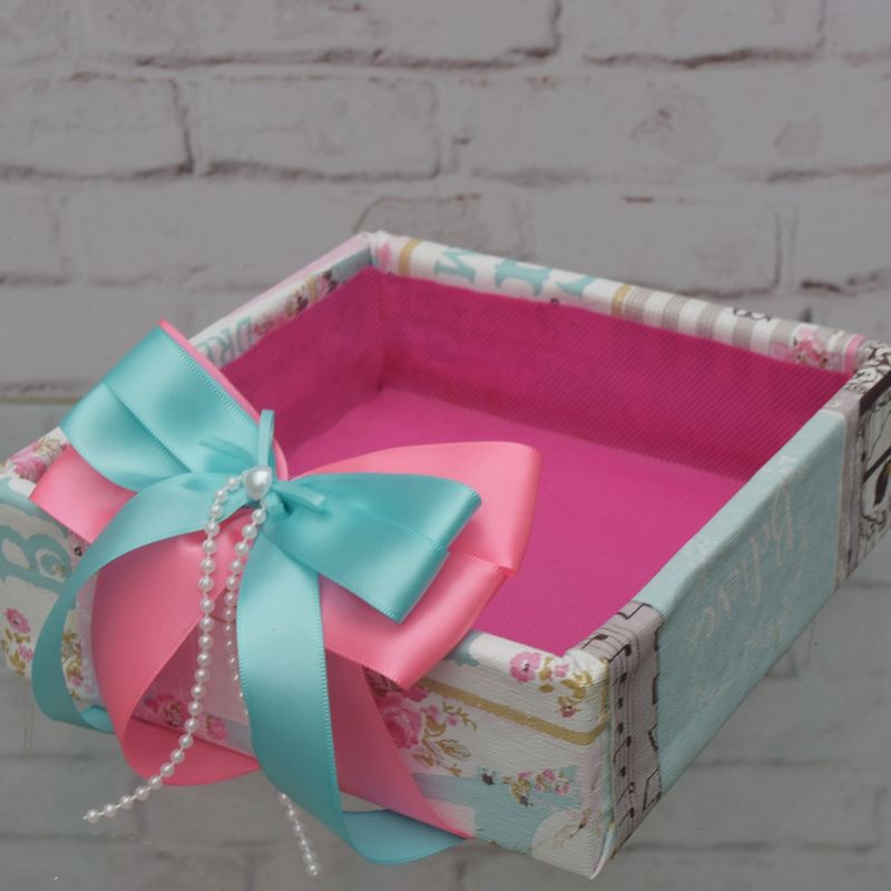 bandeja-de-corda-pp-20x20x6-decorada-2