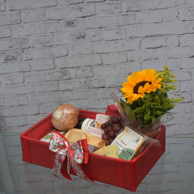 cesta-de-petiscos-com-girassol-iluminado-na-base-reciclada-g-3