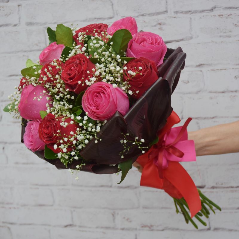 BUQUE-PARA--UMA-PESSOA--APAIXONANTE-14-ROSAS--CAROLAS-1