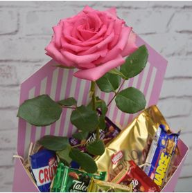 Kit de Chocolates com Rosa Surpresa Para Você