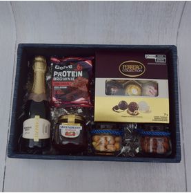 Kit Corporativo com Mini Chandon e Chocolate Para Um Cliente Especial