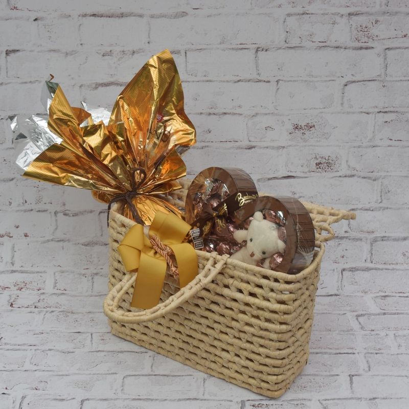 kit-pascoa-com-amor-com-ovo-de-chocolate-bombom-coracao-e-urso-2.jpg