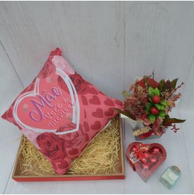 Kit Almofada Mãe Você É Incrivel Bombom e Vela Aromática 2