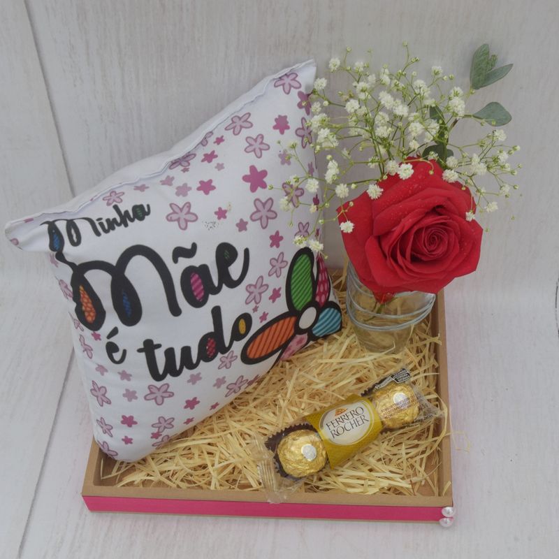 kit-almofada-p-mae-voce-e-tudo-e-bombom-ferrero-rocher-2.jpg