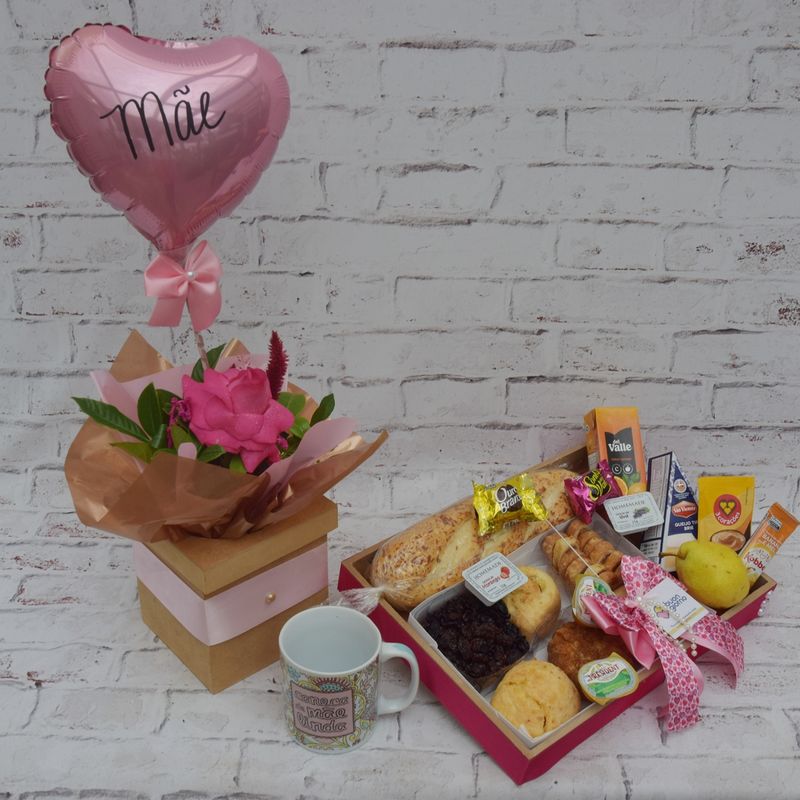 com-caneca-rosa-e-balao-3.JPG