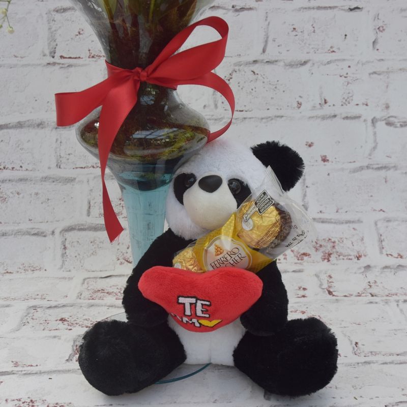 kit-amoroso-de-rosa-colombiana-com-urso-panda-e-ferrero-rocher-3