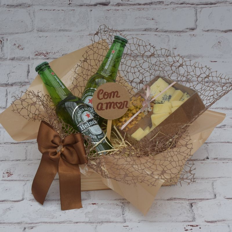 cesta-de-petiscos-e-cervejas-chique-para-ele-com-mensagem-1