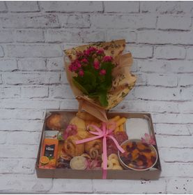 Graze Box com Pães Frios e Suco com Flores Bom Gosto Pra Você