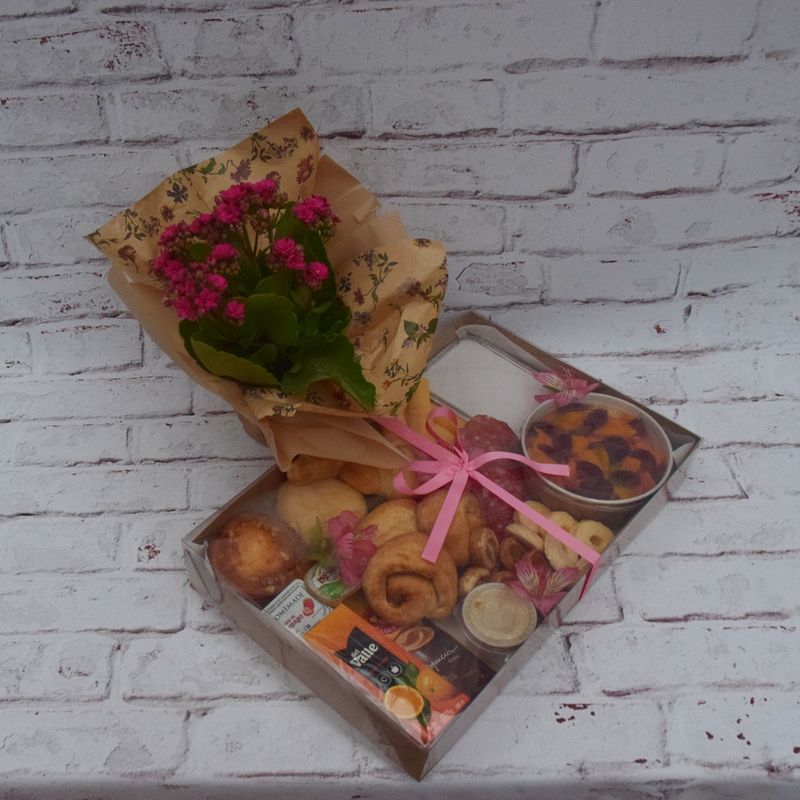 graze-box-com-paes-frios-e-suco-com-flores-bom gosto-pra-voce-4