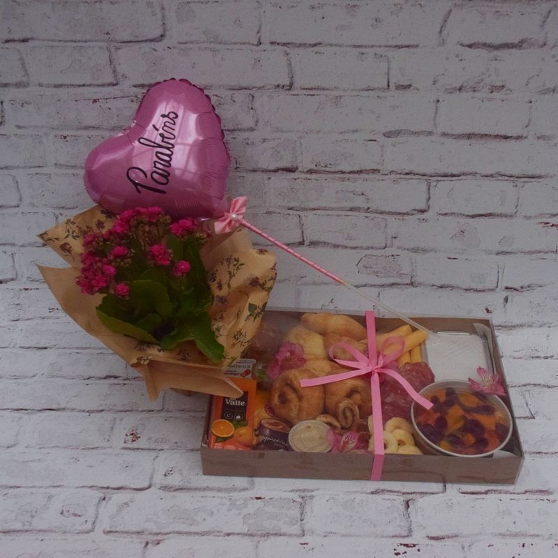 graze-box-com-paes-frios-e-suco-com-flores-e-balao-bom gosto-pra-voce-3