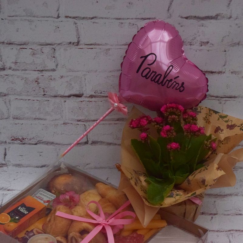 graze-box-com-paes-frios-e-suco-com-flores-e-balao-bom gosto-pra-voce-6