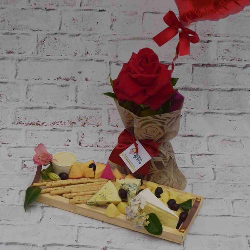 tabua-de-queijos-petiscos-e-pate-delicioso-no-seu-aniversario-4
