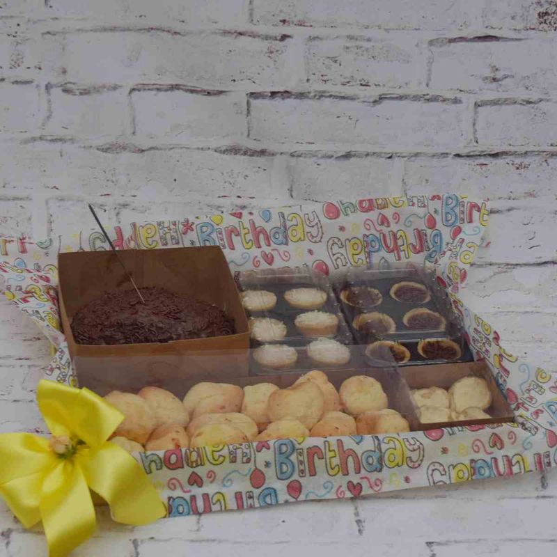 kit-feliz-aniversario--pra-voce-com-bolo-brigadeiro-e-outras-delicias-3